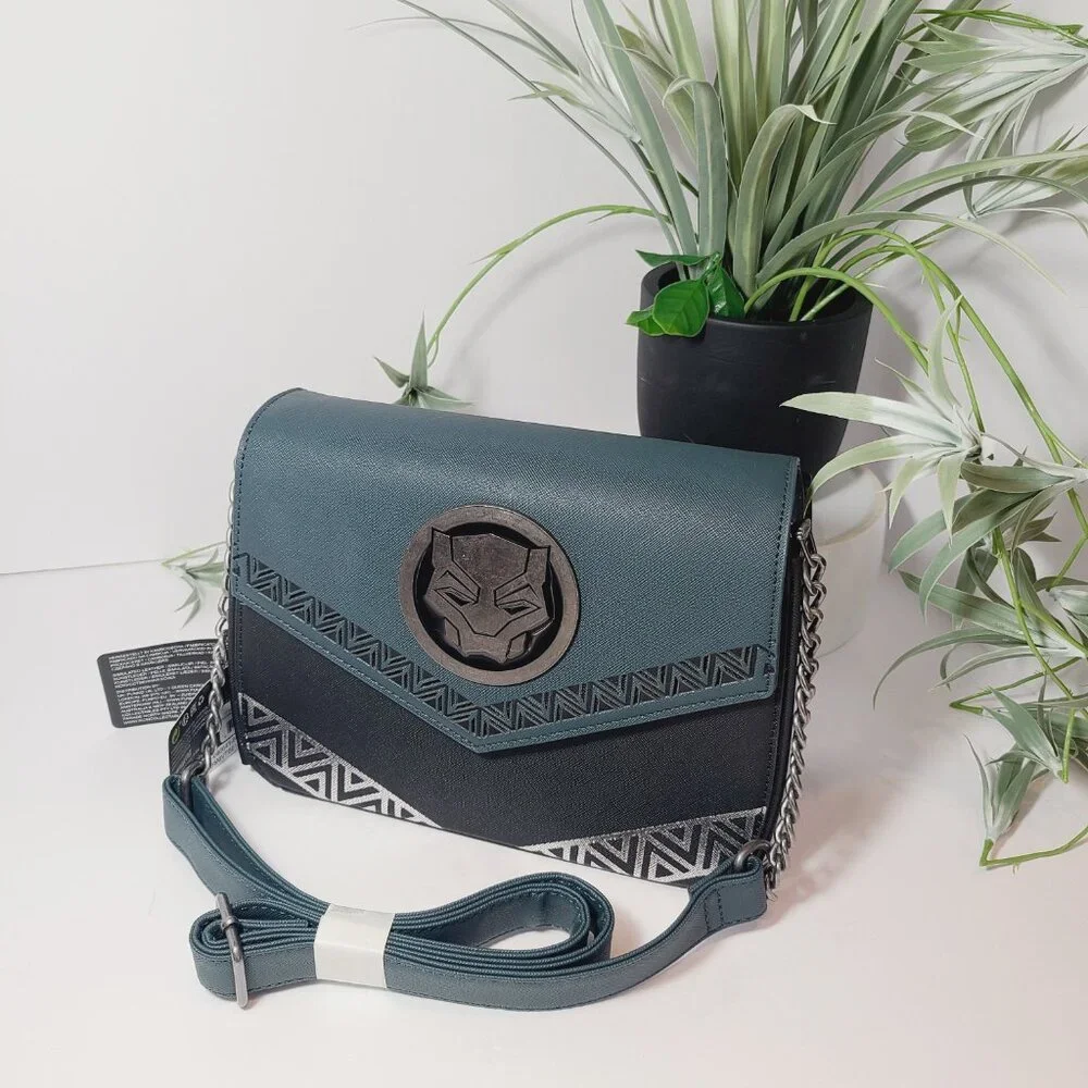 Loungefly Wakanda Forever Crossbody Bag | NWT Marvel Black Panther - Picture 5 of 16